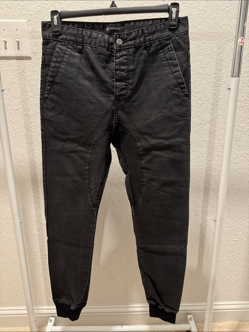 Zanerobe Black Tapered Jogger Jeans